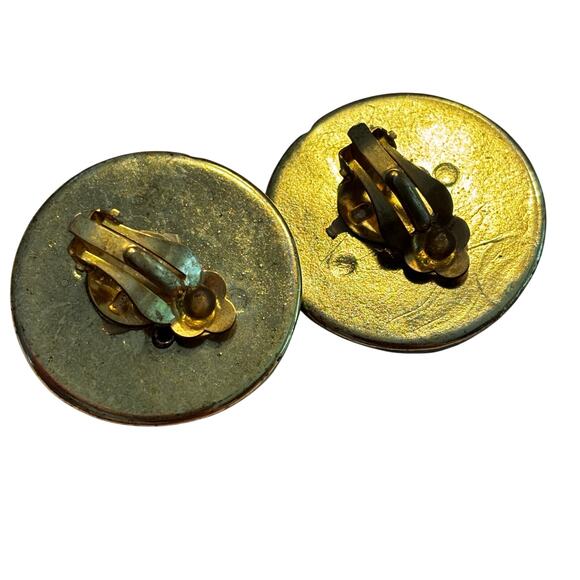 Chunky clip on earrings textured gold rounds faux wood centers classic vintage - Picture 2 of 6